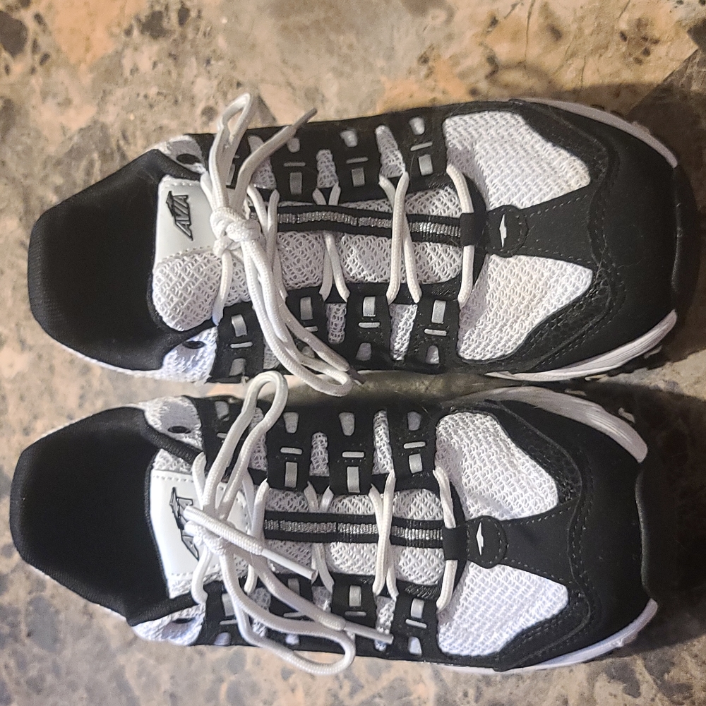 Womens Avia Sneakers